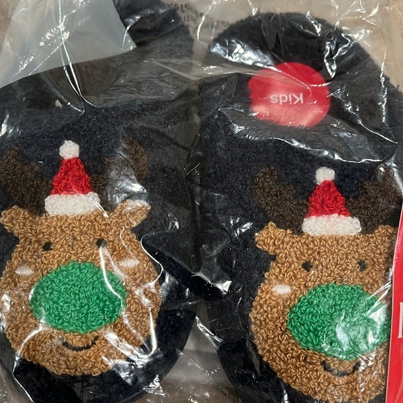 Little Kid's Reindeer Closed-Toe Slippers/NWT/11-12 - Picture 8 of 8